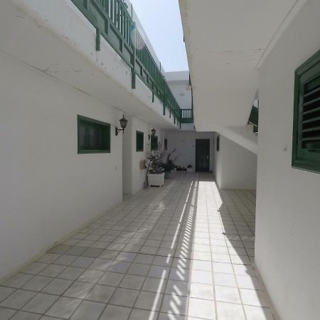 Apartamento Playa Dorada Playa Blanca  Exterior photo